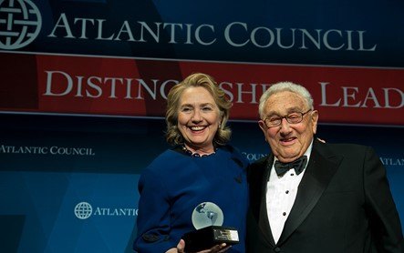Hillary-Kissinger.jpg